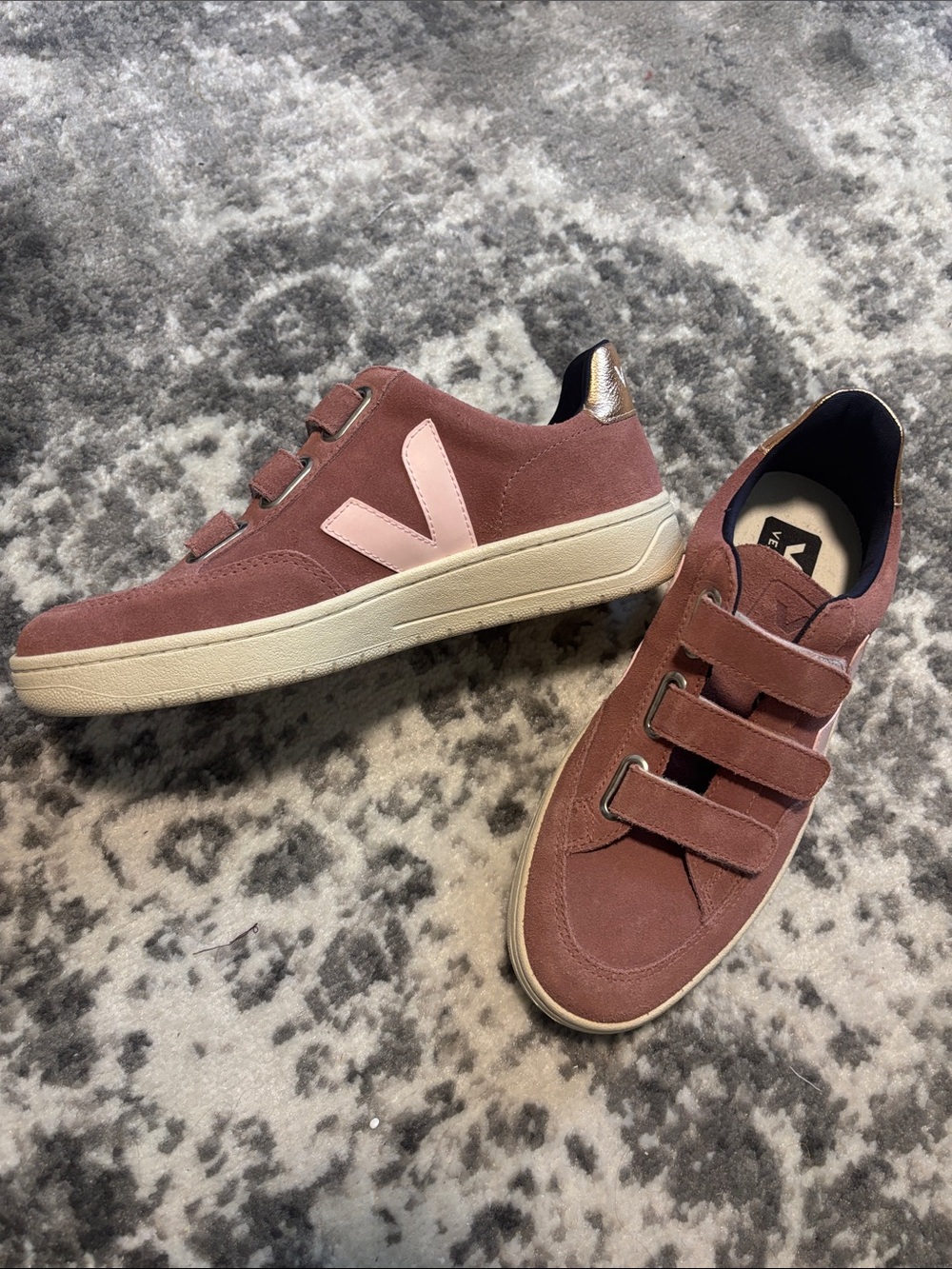 Veja Women's Suede Velcro Sneakers in Dusty Rose with Pink Logo